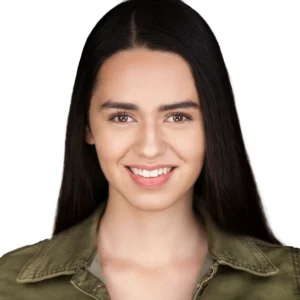 Mujer sonriendo en primer plano